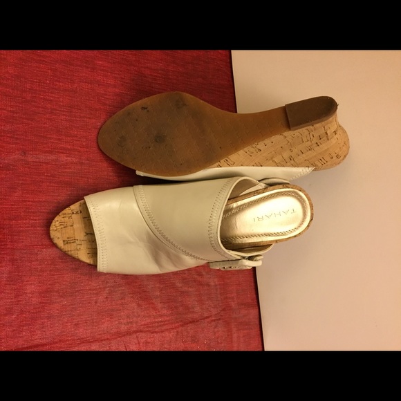 Tahari - Picture 4 of 5